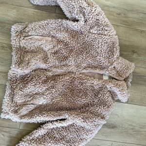 Abercrombie & Fitch Cream Teddy Jacket with Plush Material and Long Sleeves